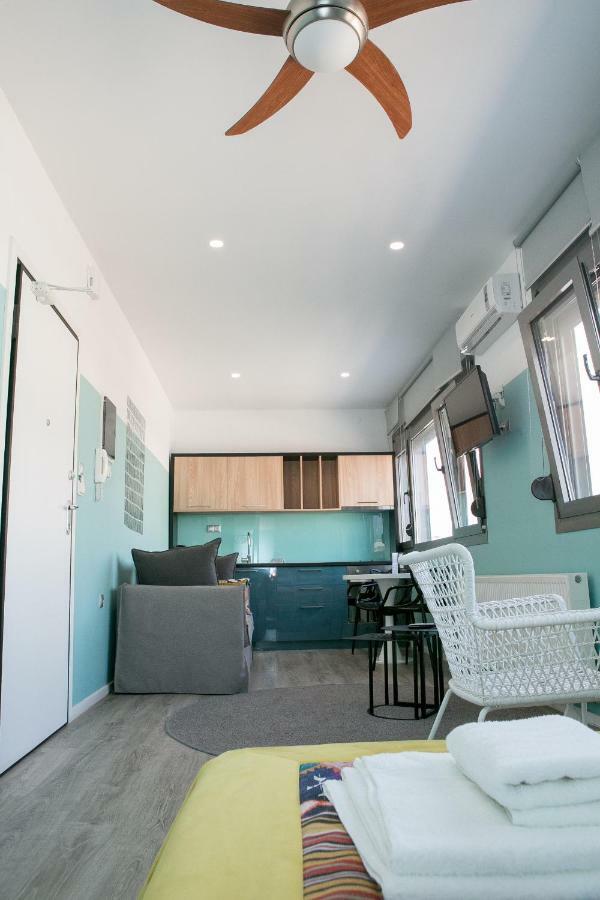 Mazi7Thfloor #1 Apartment Tesalonika Bagian luar foto